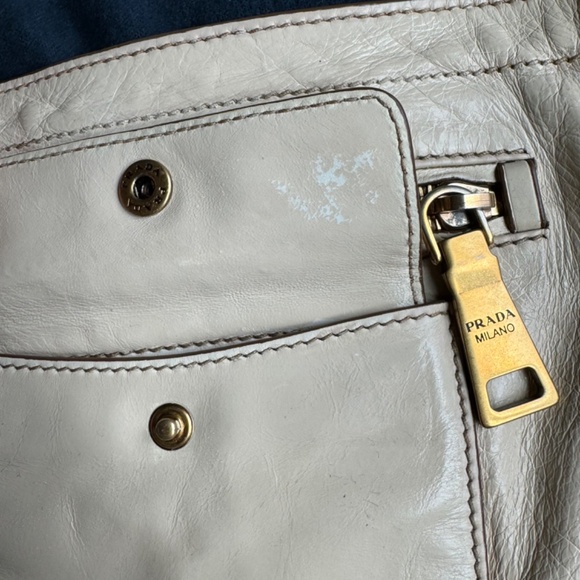 Prada leather handbag/clutch with removable chain handle - Picture 3 of 9
